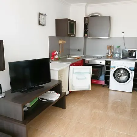 דירה Private Apartament In Bells / частен апартамент в комплекс камбани