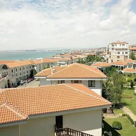 Private Apartament In Bells / частен апартамент в комплекс камбани דירה