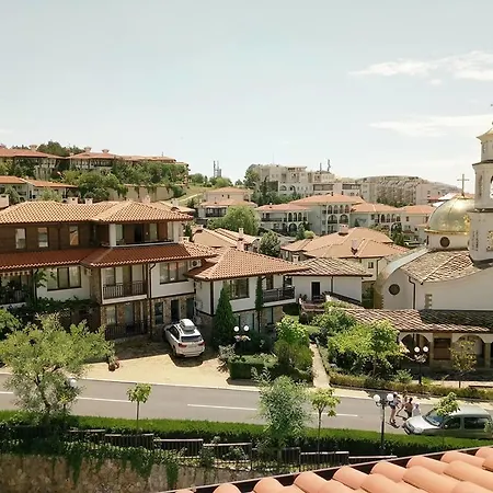 Private Apartament In Bells / частен апартамент в комплекс камбани Sweti Wlas